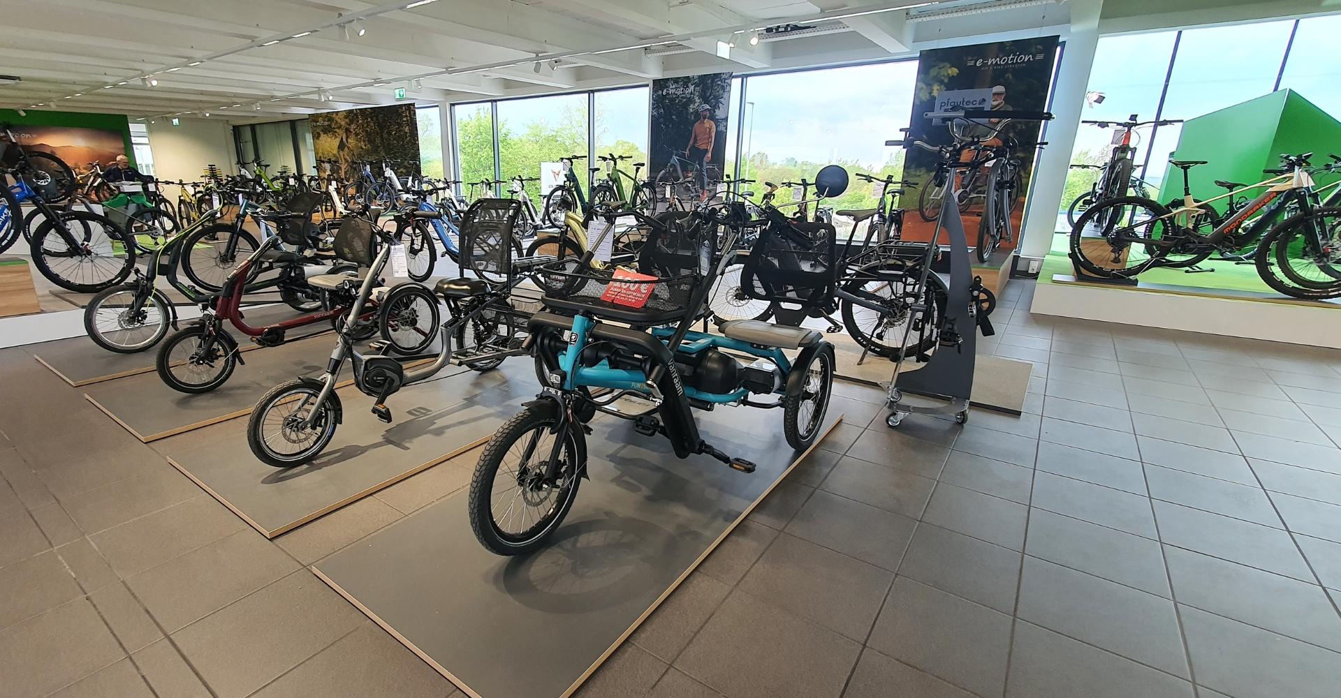 In der e-motion e-Bike Welt findet am 22. Juni 2024 der Tag der offenen Tür statt.