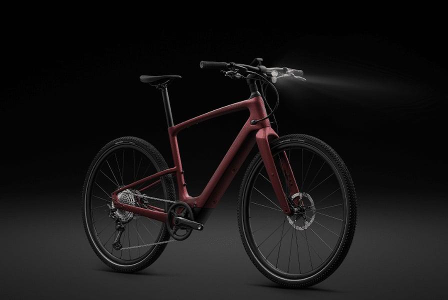 Specialized Vado SL E-Bike in Rot mit Beleuchtung