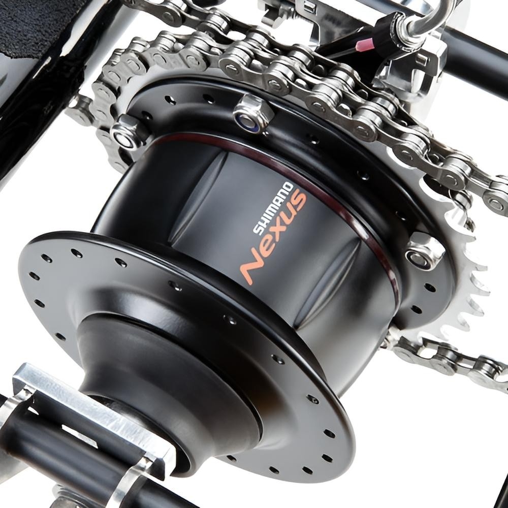 Hochwertige Fahrrad-Nabenschaltung, Shimano Nexus für sanfte Gangwechsel und zuverlässige Leistung. Ideal für jeden