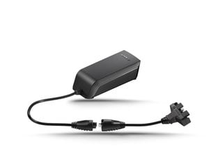 Schwarzes Ladegerät mit Kabel und Steckverbindung