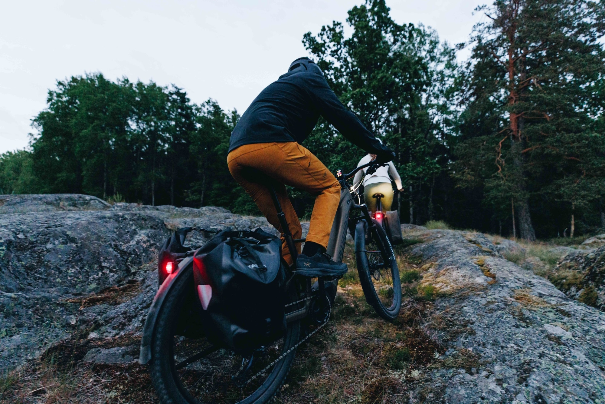 Entdecke das Specialized Tero X: Perfekt für anspruchsvolle Offroad-Abenteuer. Robust, leistungsstark und bereit fü