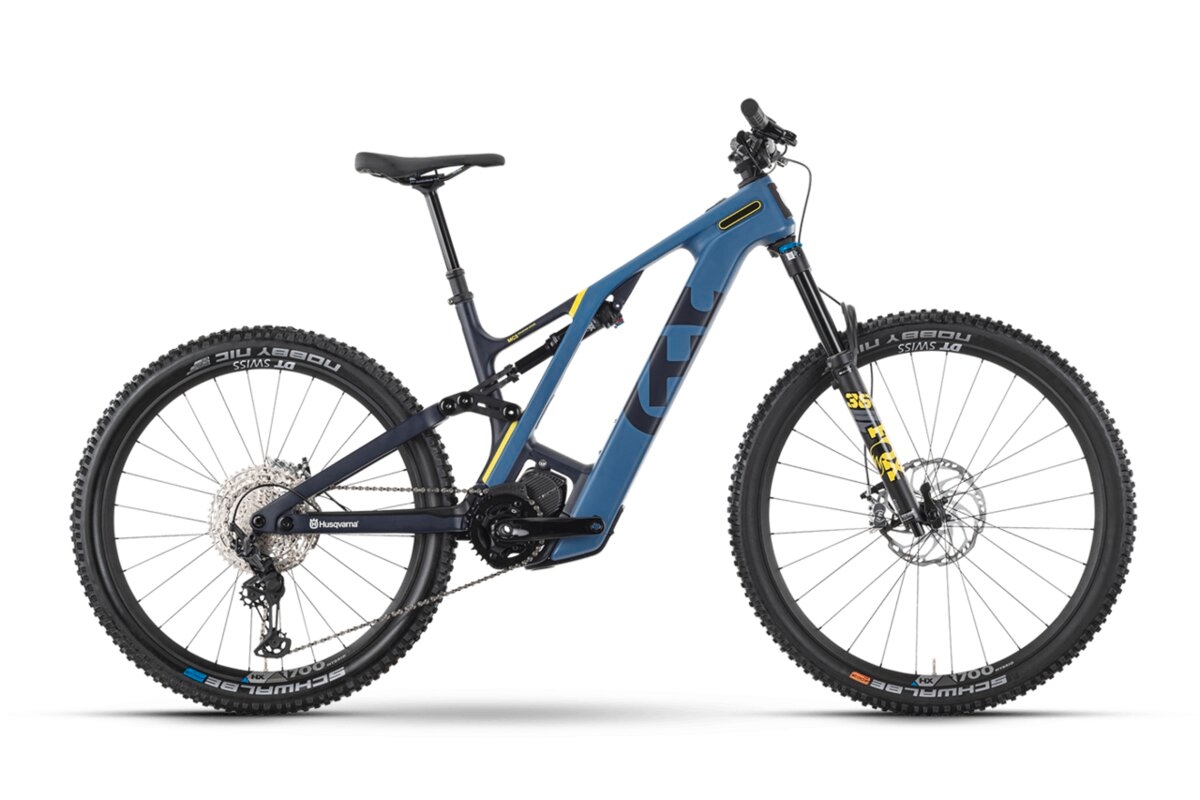 Entdecken Sie das Husqvarna MountainCross MC5, ein leistungsstarkes E-Bike in elegantem Blau, ideal fĂŒr anspruchsvo